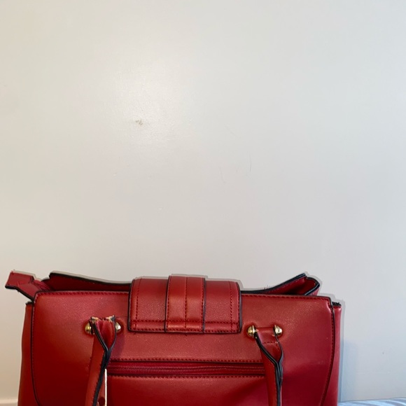 Burgundy bag - Picture 2 of 2